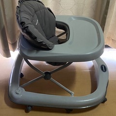 ベビー歩行器の画像