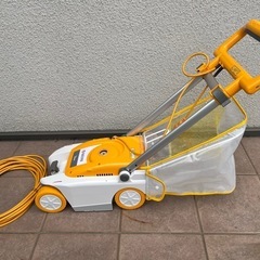 超美品】RYOBI（京セラ）の芝刈り機