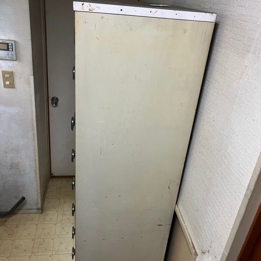 レトロ家具 昭和レトロ 大容量 棚板が全て取り外せる使い勝手