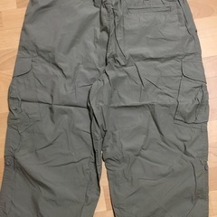 【新品未使用】UNIQLOロールアップスリークォーターカーゴの画像