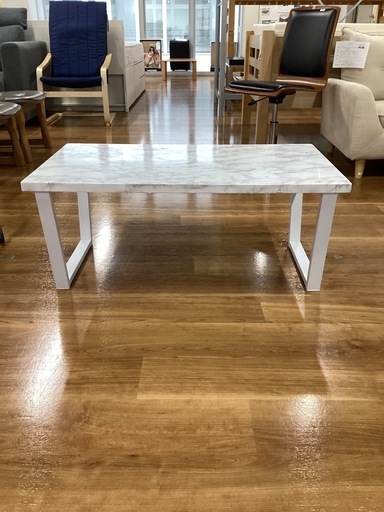 ダイニングテーブル【町田市再生家具】241935