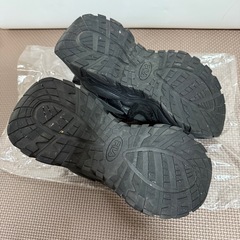 FILA フィラ　スニーカー　ブラック　22.5cmの画像