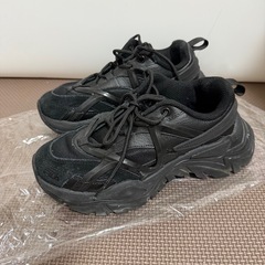 FILA フィラ　スニーカー　ブラック　22.5cm