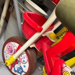 あんぱんまん三輪車
の画像