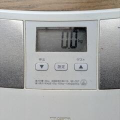 【受渡し者決定】TANITA　体重計（体組成計つき）の画像