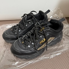 FILA フィラ　スニーカー　ブラック　22.5cm ヒョウ柄