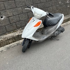 アドレスv125 ホワイト　低走行極上プチカスタム