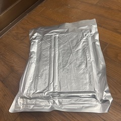 新品・未使用】　救急用品　真空パック毛布　マイクロファイバー毛布の画像