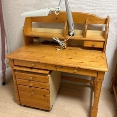 天然木ナチュラルデスクと引き出し、椅子　中古の画像