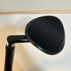 【ほぼ新品】アームレスト 肘置き デスク用の画像