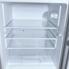 (送料無料) 2021年 極美品 142L 冷蔵庫 ガラス棚とクリアケース採用 ⑤の画像