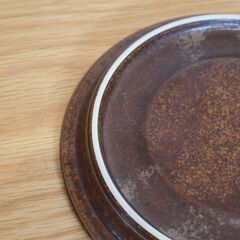 フィンランドARABIA(アラビア)社、Ulla Procope(ウラ・プロコッペ)デザインのRuska(ルスカ) ヴィンテージ デザートプレート/16cm♪北欧食器らしい温かな雰囲気が魅力のお皿！の画像