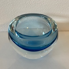 ガラスのボウル型オブジェ中古イタリア製？？