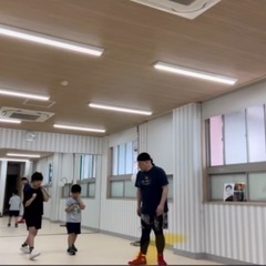女性とジュニアの初心者向けの格闘技を学ぶスポーツサークルです。の画像