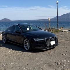 アウディ A7 スポーツバック 後期 2.0tfsi サンルーフ付き！