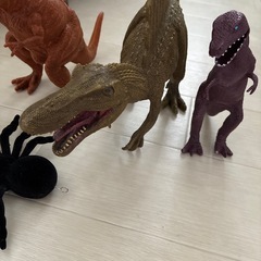 恐竜　フィギュア　ティラノサウルス　スピノサウルスの画像