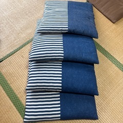 座布団　引き取りのみ