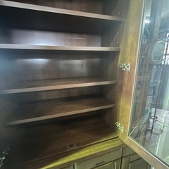 食器棚の画像