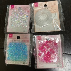 ダイソー、ビーズとゴムテグスのまとめ売り