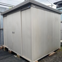 イナバ物置　倉庫　収納庫　大型
物置　885番
