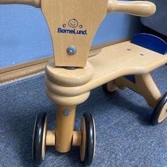 ボーネルンド木製三輪車の画像