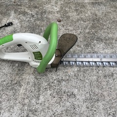 電動ヘッジトリマー
