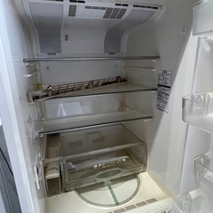 ファミリー冷蔵庫無料の画像