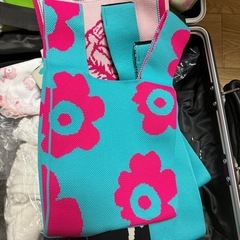四つカバンの画像