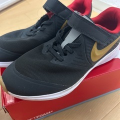 NIKE ナイキ　スターランナー　22cm