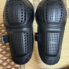 ②コミネ バイク プロテクターの画像