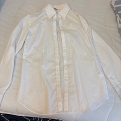 【決まりました】白のワイシャツ