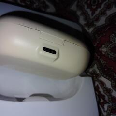骨伝導ワイヤレスイヤホンの画像