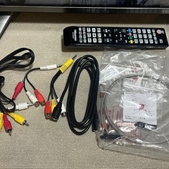 Hisense/ハイセンス 40インチ 液晶テレビ HS40K225 リモコン付の画像