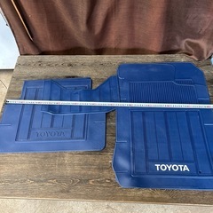 🌟レア🌟　TOYOTA純正 🌟❣️40年前の❣️フロアマット【新品です】の画像
