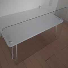 【終了】天板がガラスのローテーブルの画像