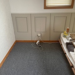 新品タイルカーペット50×50グレー20枚の画像