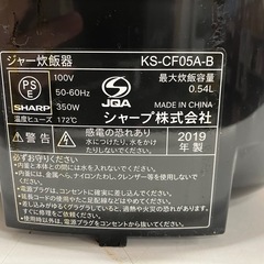 I 2505-536 SHARP ジャー炊飯器 KS-CF05A-B  3合炊き 2019年製 通電確認済み キズ 汚れありの画像