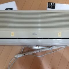 古い富士通ゼネラルエアコン6畳用（古いのでR22ガスです