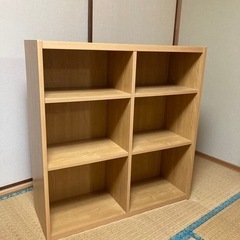 カラーボックス　棚板稼動式　　