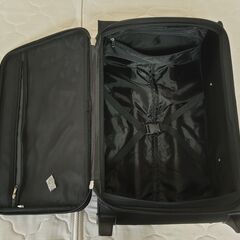 【0円】キャリーケースの画像