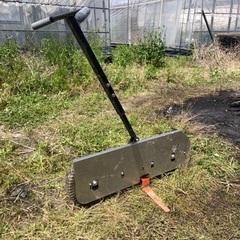 ほうれん草刈り機の画像