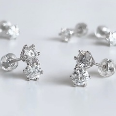 ピアス　人工宝石ダイヤ