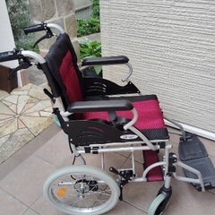 車椅子の画像