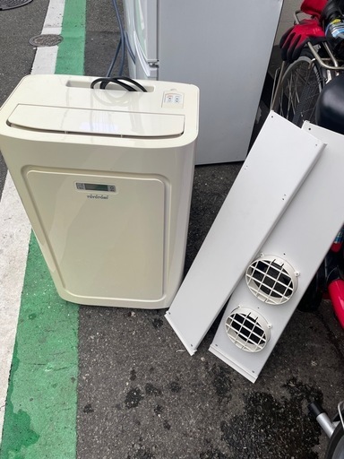 トヨトミ スポット冷暖エアコン TAD-22HW TOYOTOMI (KST荷物配送