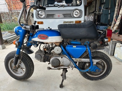 旧車ホンダモンキーZ50Z レストアベース (もも) 沼田のホンダの