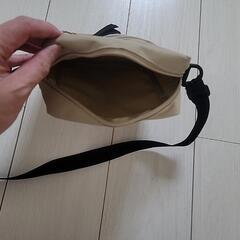 ショルダーバッグの画像