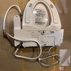 温水洗浄便座ウォシュレット　TOSHIBA製　2019年製　部品欠品です、よくお読みくださいの画像
