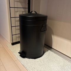 新品未使用 ゴミ箱の画像