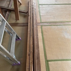 角材あげます。廃材ほしいかた！