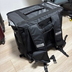 【美品】ウーバーイーツカバンの画像